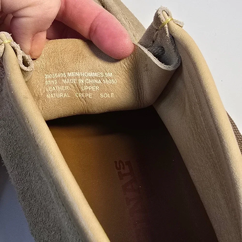 Clarks Originals Wallabee Boots Mens Sand Beige Suede Crepe Sole Chukka